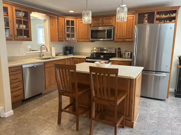 Wells, ME 04090,18 Hidden Brook DR #18