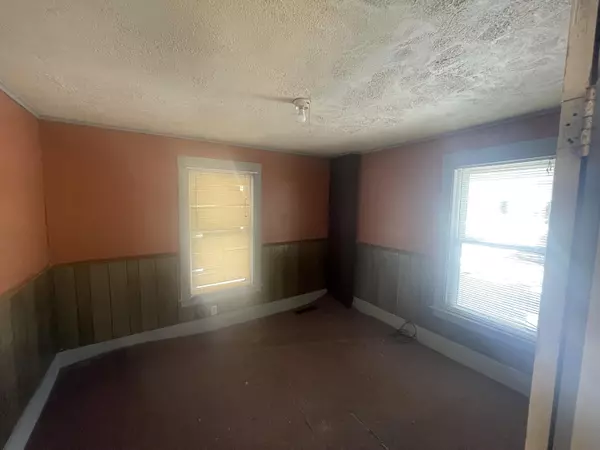 Wilton, ME 04294,12 Davis CT