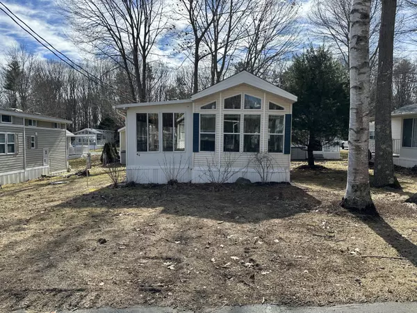 Wells, ME 04090,620 Post RD #49