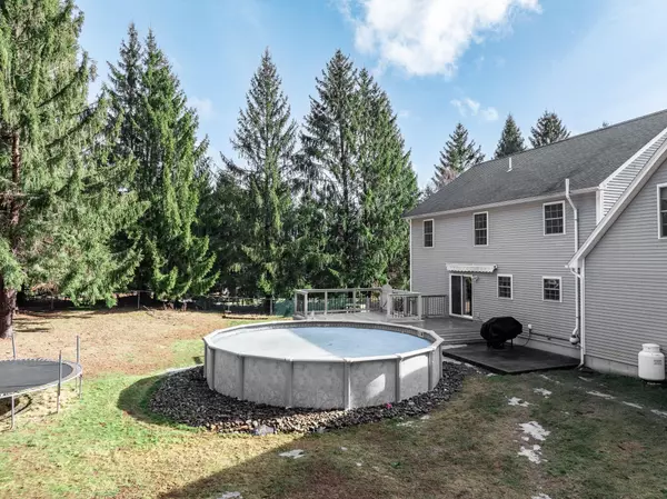 Hermon, ME 04401,35 Bonnie Lea DR