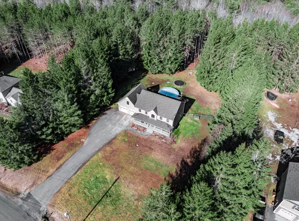 Hermon, ME 04401,35 Bonnie Lea DR