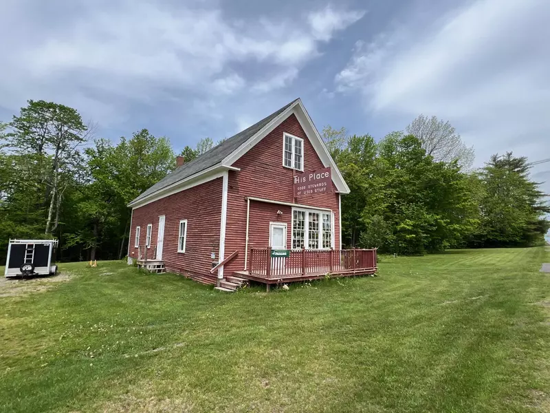 445 Canaan RD, Pittsfield, ME 04967