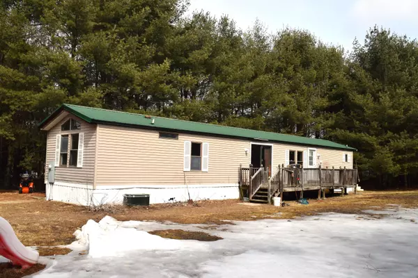 58 Boothby RD, Limington, ME 04049