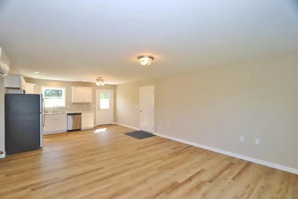 Hampden, ME 04444,10 Adams WAY #33