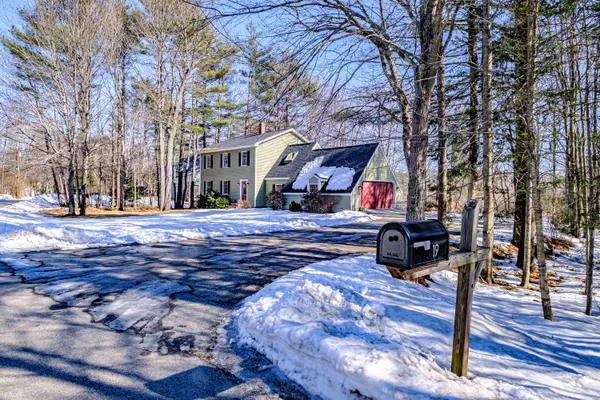19 Bramblewood RD, Auburn, ME 04210