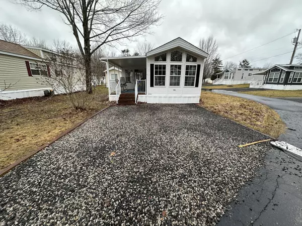 620 Post RD #44, Wells, ME 04090