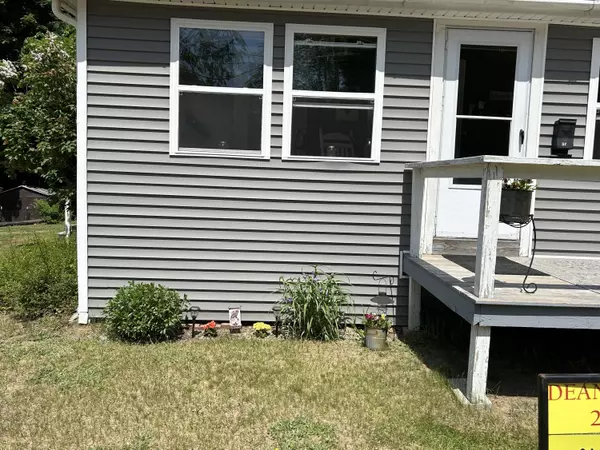 Mexico, ME 04257,37 Meadow ST