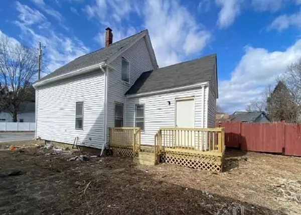 Lisbon, ME 04250,8 Merrill AVE