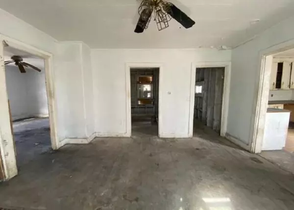 Lisbon, ME 04250,8 Merrill AVE