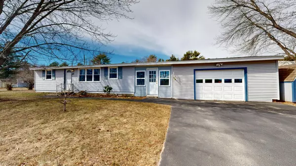 23 Sterling RD, Auburn, ME 04210