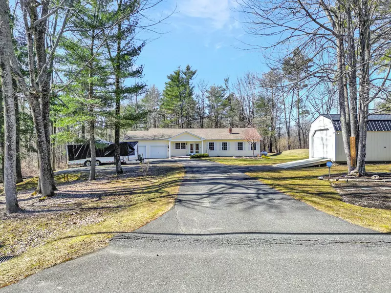 126 Holman Day RD, Vassalboro, ME 04989