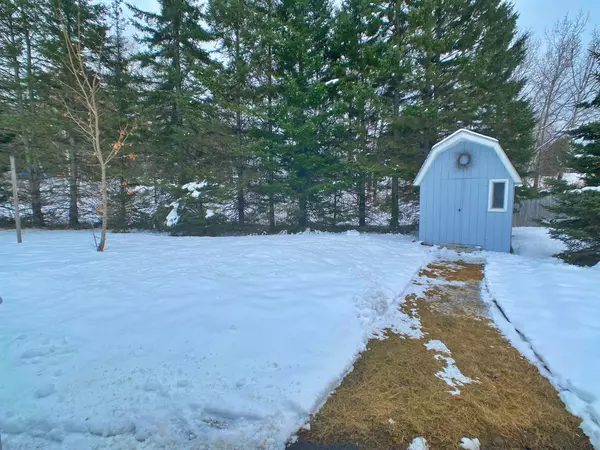 Fort Kent, ME 04743,49 Pearl ST