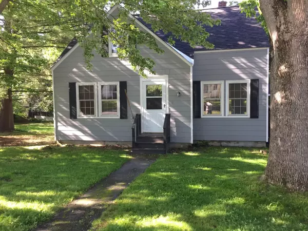 20 Elmwood AVE, Waterville, ME 04901