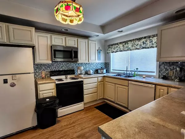 East Millinocket, ME 04430,42 Park ST