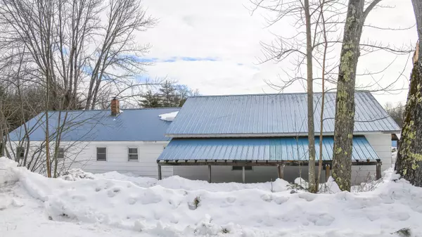 Fryeburg, ME 04037,856 856 Little Chatham Road RD