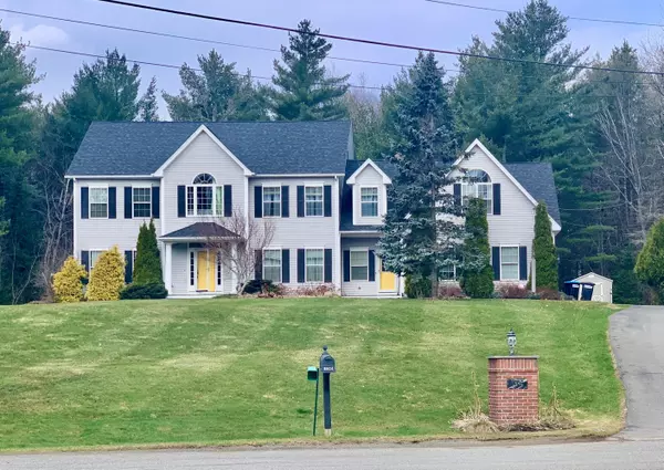 115 Town Farm RD, Hampden, ME 04444