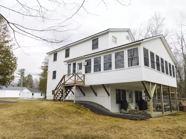 Saint Albans, ME 04971,13 Dinsmore DR