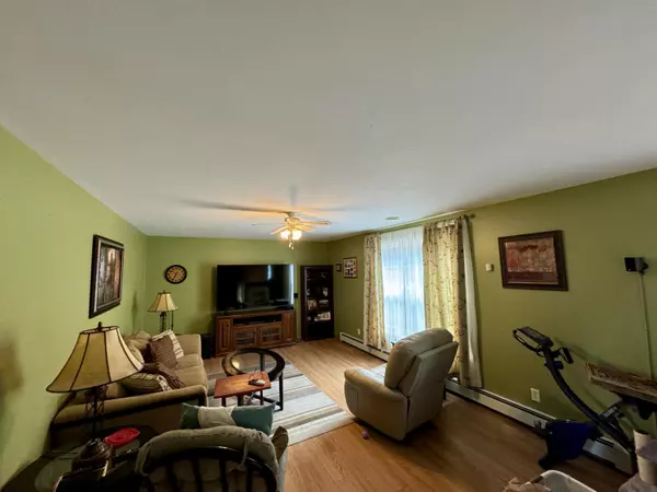 Newburgh, ME 04444,662 Dahlia Farm RD