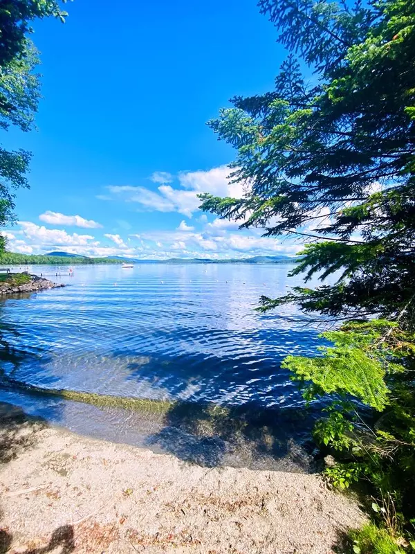 Rangeley Plt, ME 04970,747 South Shore DR #19