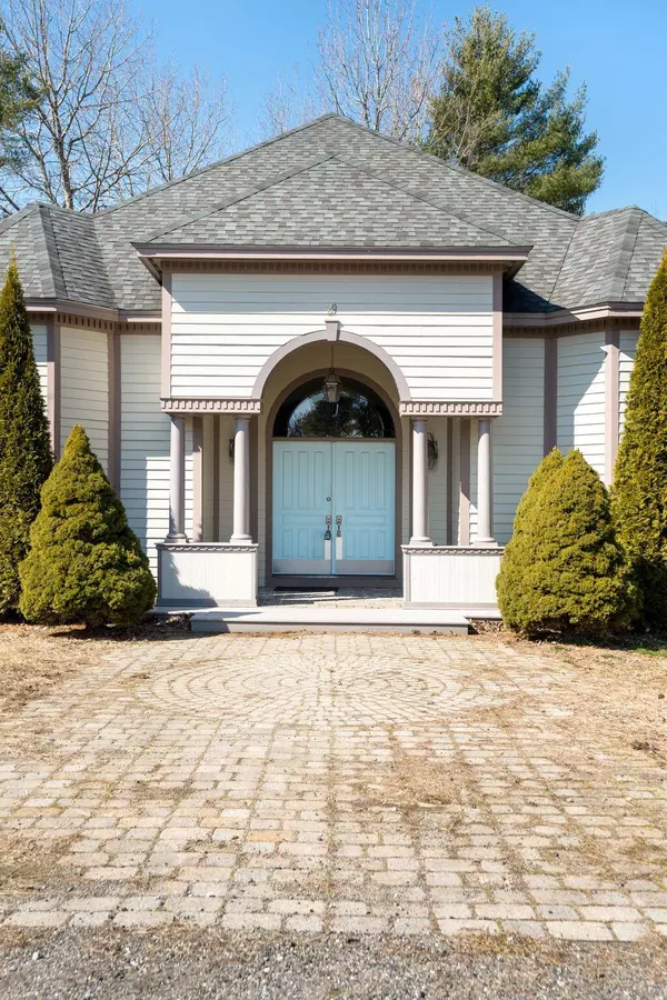 Wiscasset, ME 04578,29 Ready Point RD