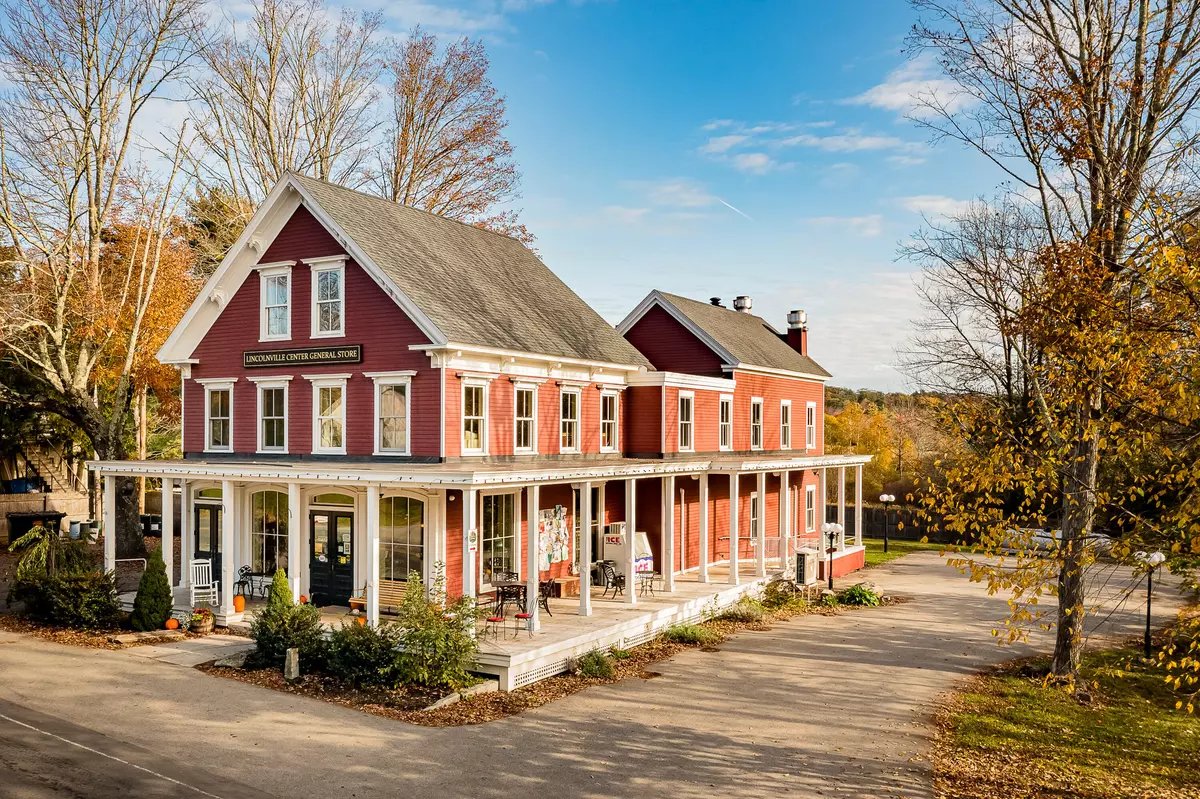 Lincolnville, ME 04849,269 Main ST