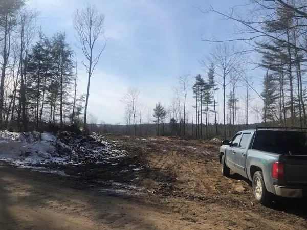 Norway, ME 04268,01 Hayes Road