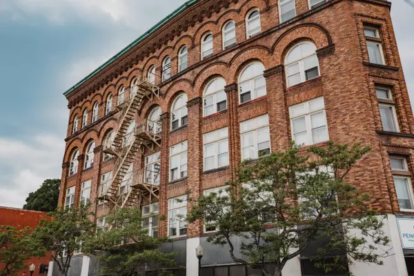 74 Hammond ST #4, Bangor, ME 04401