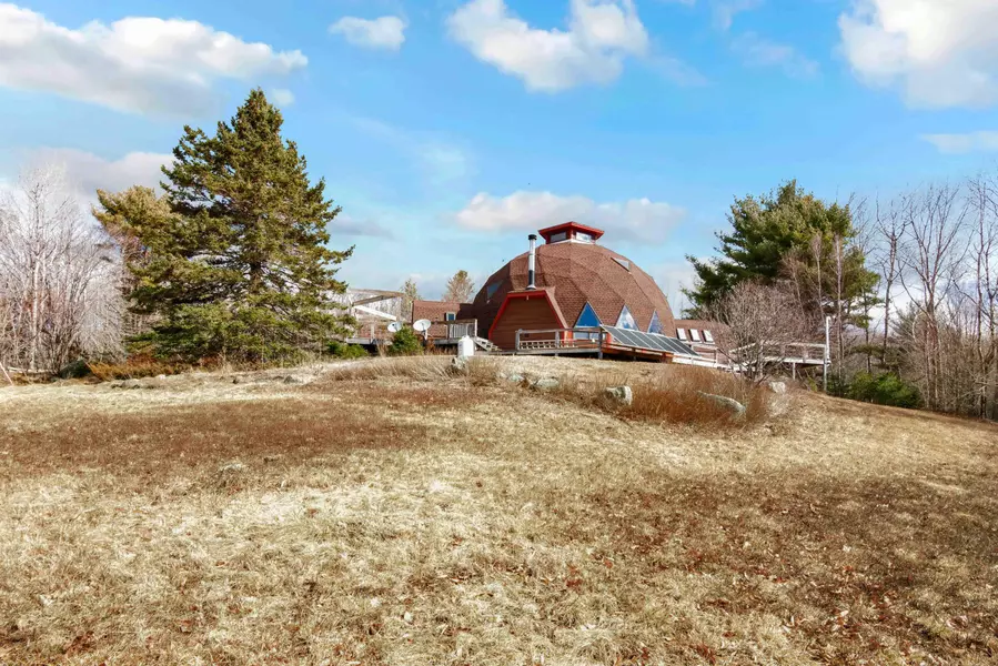 214 Great Pond RD, Franklin, ME 04634