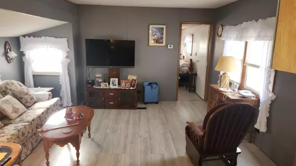 Millinocket, ME 04462,193 Cedar ST