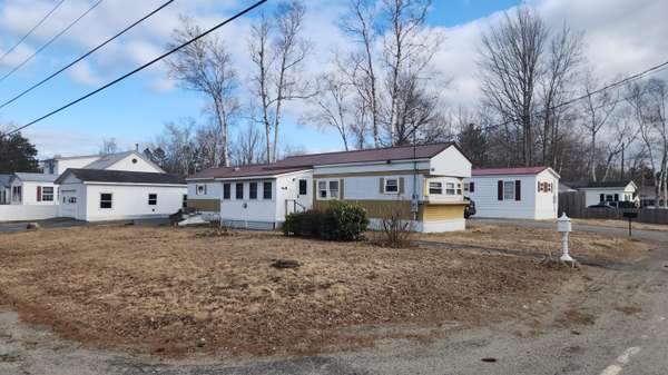 193 Cedar ST, Millinocket, ME 04462