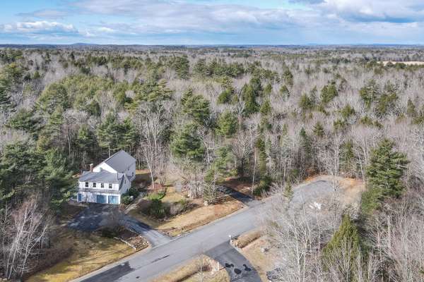 52 Puritan LN, Durham, ME 04222