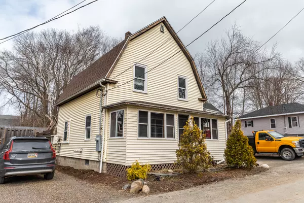 4 Elmwood ST, Brewer, ME 04412