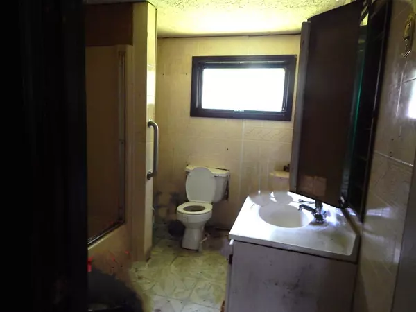 Wilton, ME 04294,34 Bennett ST