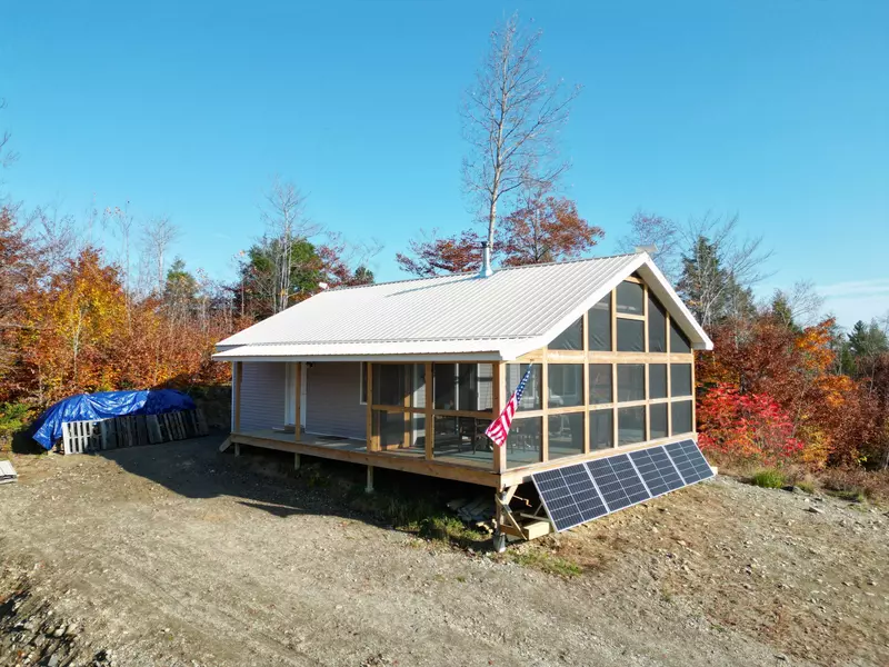 178 Hurd Rd RD, Burlington, ME 04417