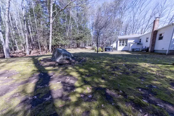 Sanford, ME 04083,11 Trelane DR