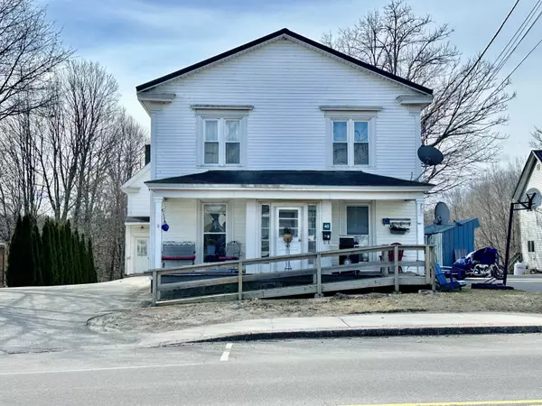 40 Main ST, Oakland, ME 04963