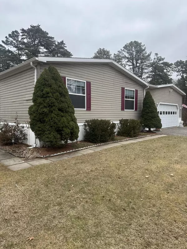 11 Carriage WAY, Alfred, ME 04002