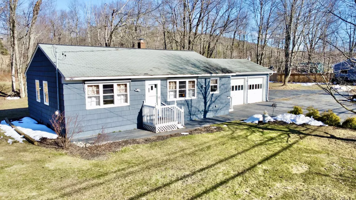 Auburn, ME 04210,2431 Turner RD