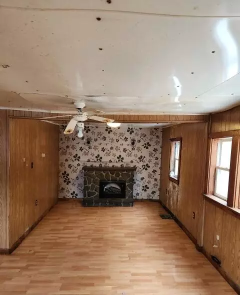 Madison, ME 04950,183 Shusta RD