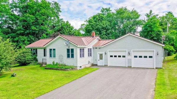 148 Stanwood Park CIR, Farmington, ME 04938