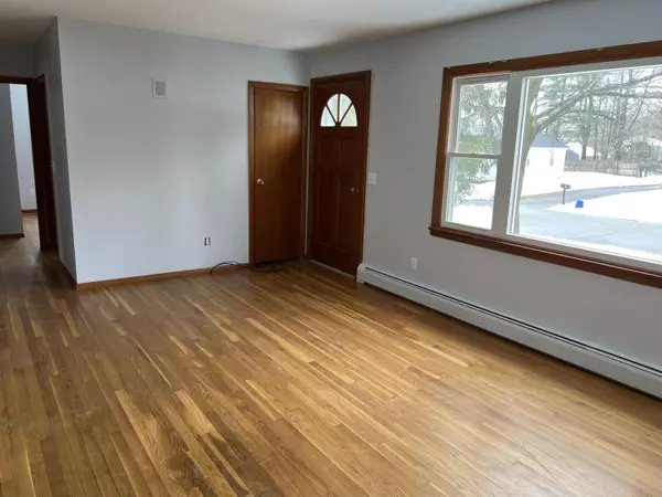 Waterville, ME 04901,11 Gilbert ST