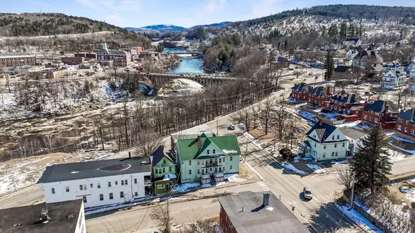 25 Maine AVE, Rumford, ME 04276