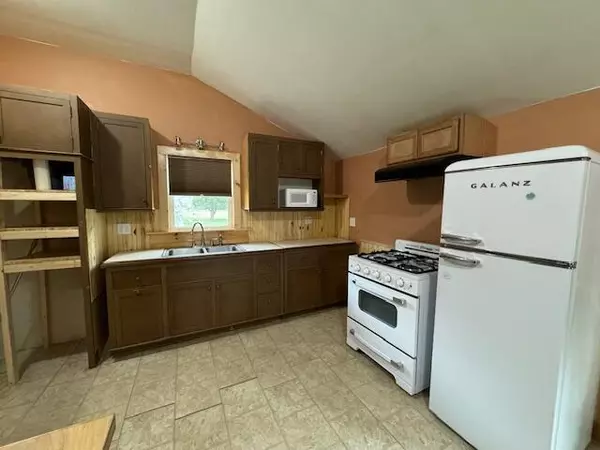 Orrington, ME 04474,24 Snows Corner RD