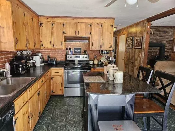 North Berwick, ME 03906,105 Boyle RD