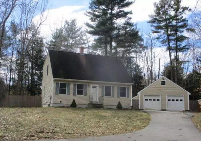 160 Meadow RD, Raymond, ME 04071