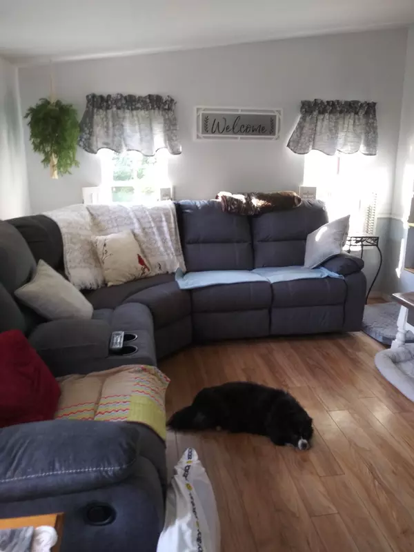 Mexico, ME 04257,21 Middle AVE