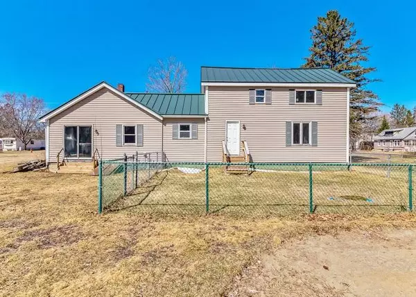 24 Locust ST, Madison, ME 04950