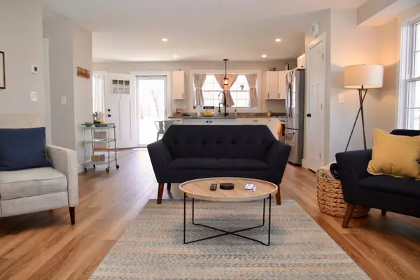 New Gloucester, ME 04260,11 Onyx DR