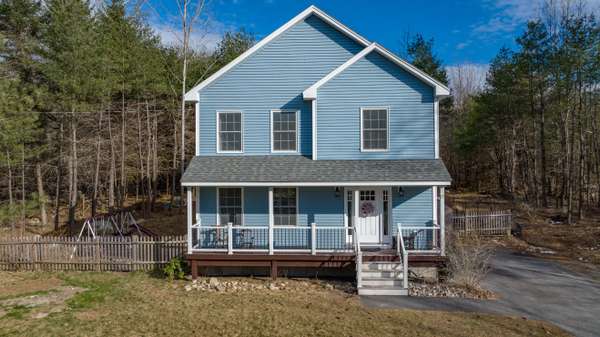 17 Albion RD, Windham, ME 04062