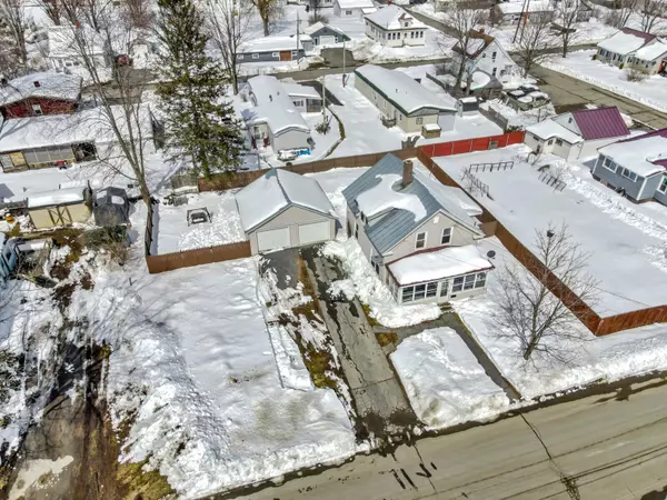 Madison, ME 04950,14 E Houghton ST